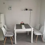 Klauda Apartamento *