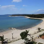 Klauda Apartamento Povljana