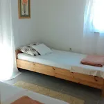 Klauda *