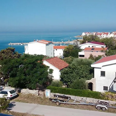 Klauda Apartamento *